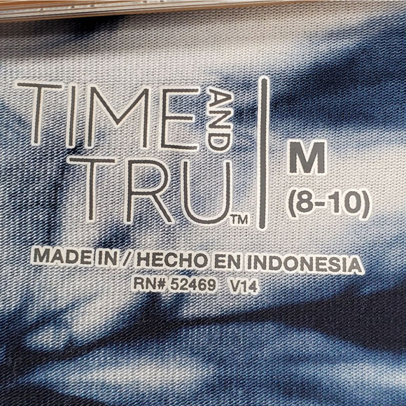 Time and Tru Tie Dye V-Neck Tunic Length T-Shirt Blue White Size Medium - Picture 5 of 9